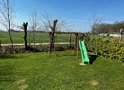 Rutsche und Schaukel
