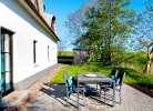 Terrasse Einzellage zum Feld